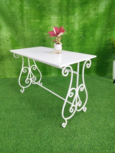 Tìm đâu địa chỉ chuyên cung cấp bàn ghế mỹ nghệ giá tốt Đồng Nai