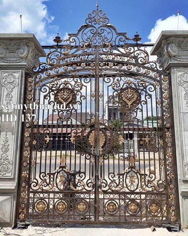 Cửa Cổng Mỹ Thuật HD 137