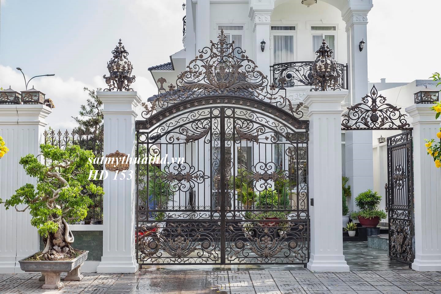 Mách bạn nơi có nhiều mẫu cửa cổng mỹ thuật chất lượng Đồng Nai