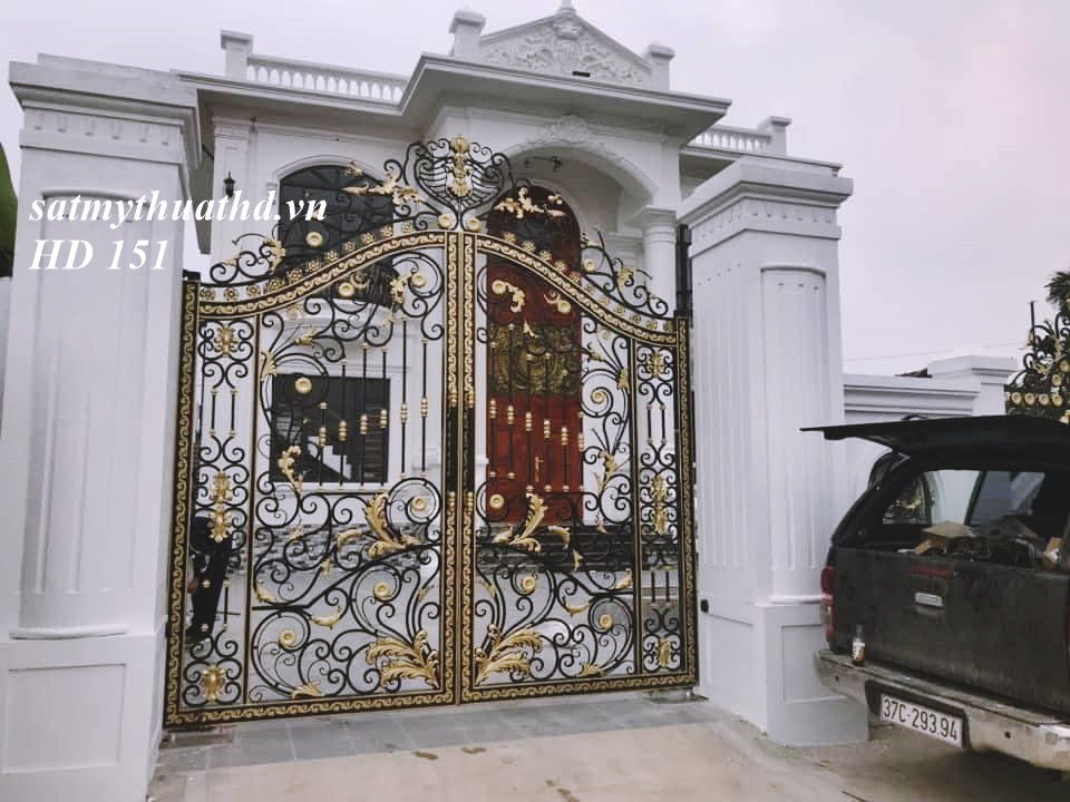 Tìm kiếm nơi gia công cửa cổng mỹ thuật Hóc Môn tốt nhất