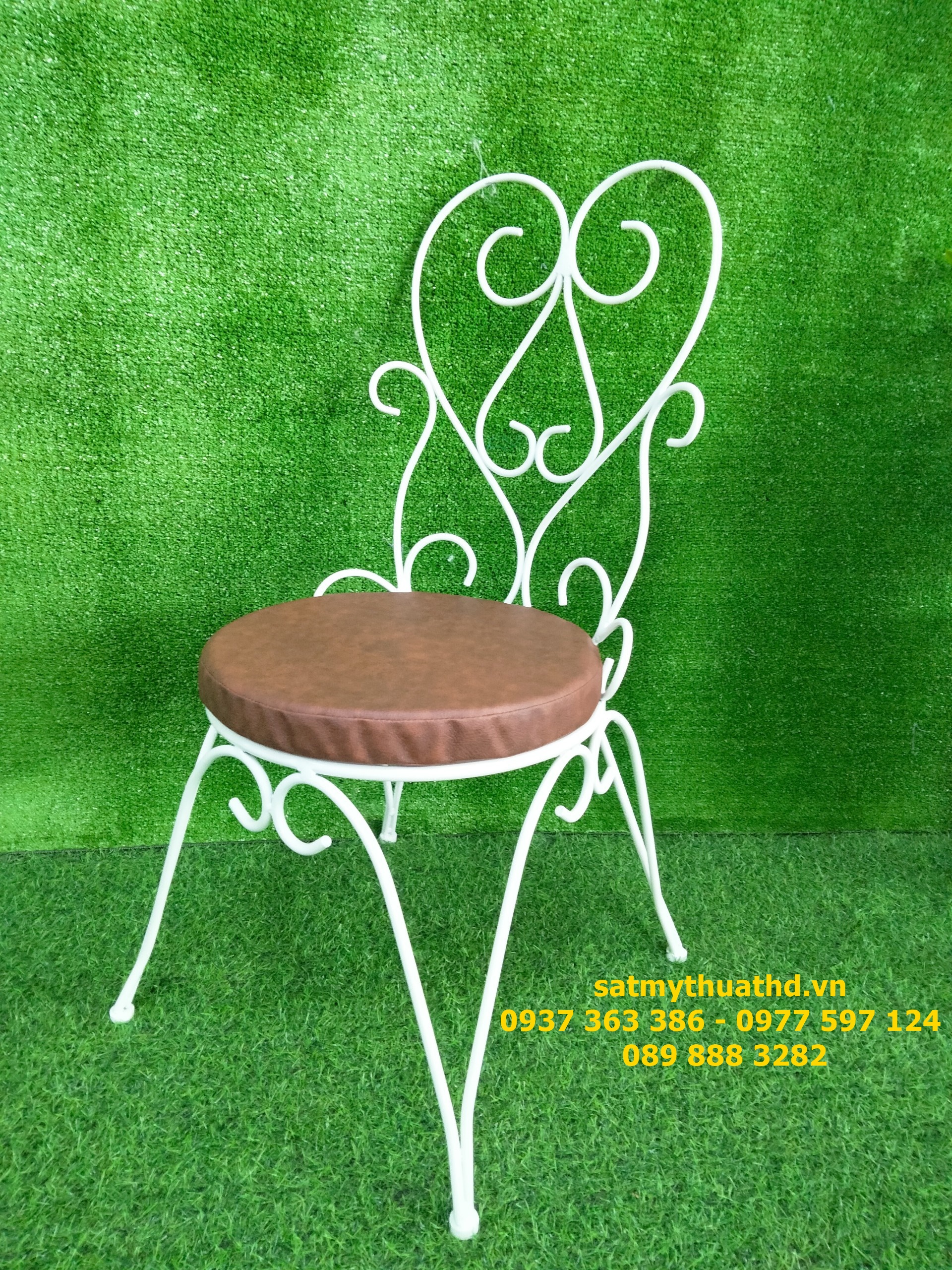 GHẾ HOA VĂN SẮT MỸ THUẬT HD001G 