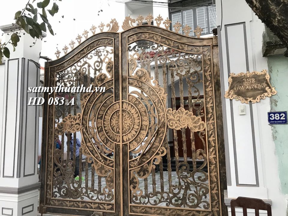 Cửa Cổng  Mỹ Thuật HD 083 A