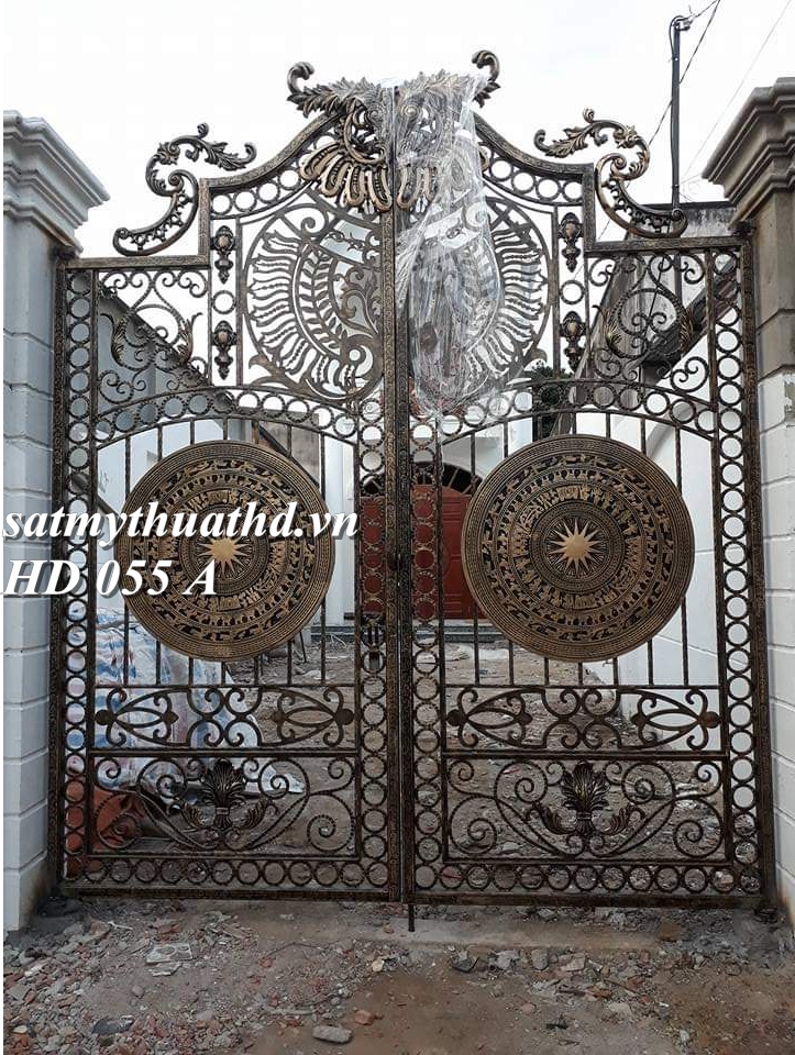 Cửa Cổng  Mỹ Thuật HD 055 A