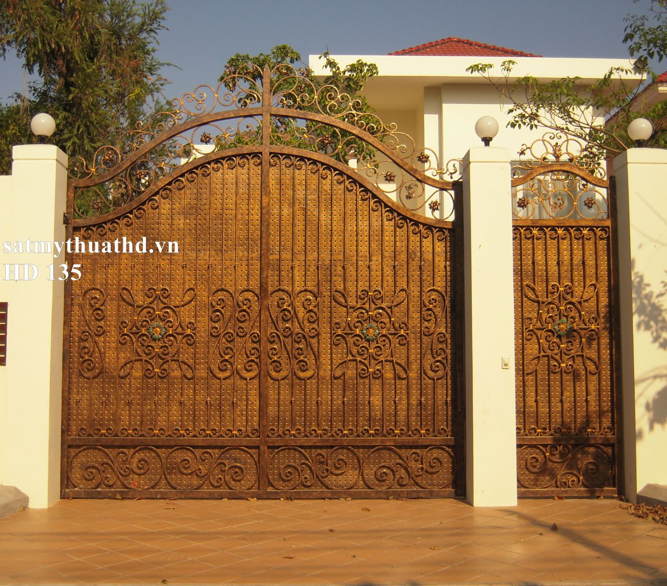 Khám phá nơi sản xuất cổng sắt mỹ thuật Thủ Dầu Một số 1 hiện nay