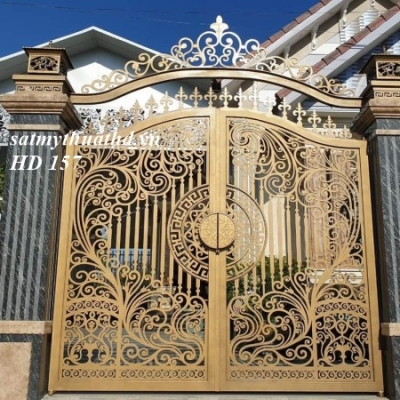 Tổng hợp màu sơn cổng đẹp và phong thủy mới nhất